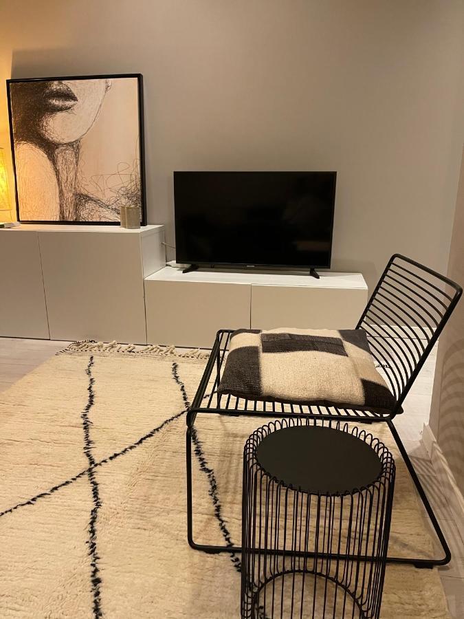 3 Room Luxury Design Apartment With Airconditioning, Close To Gent St-Pieters Station Экстерьер фото