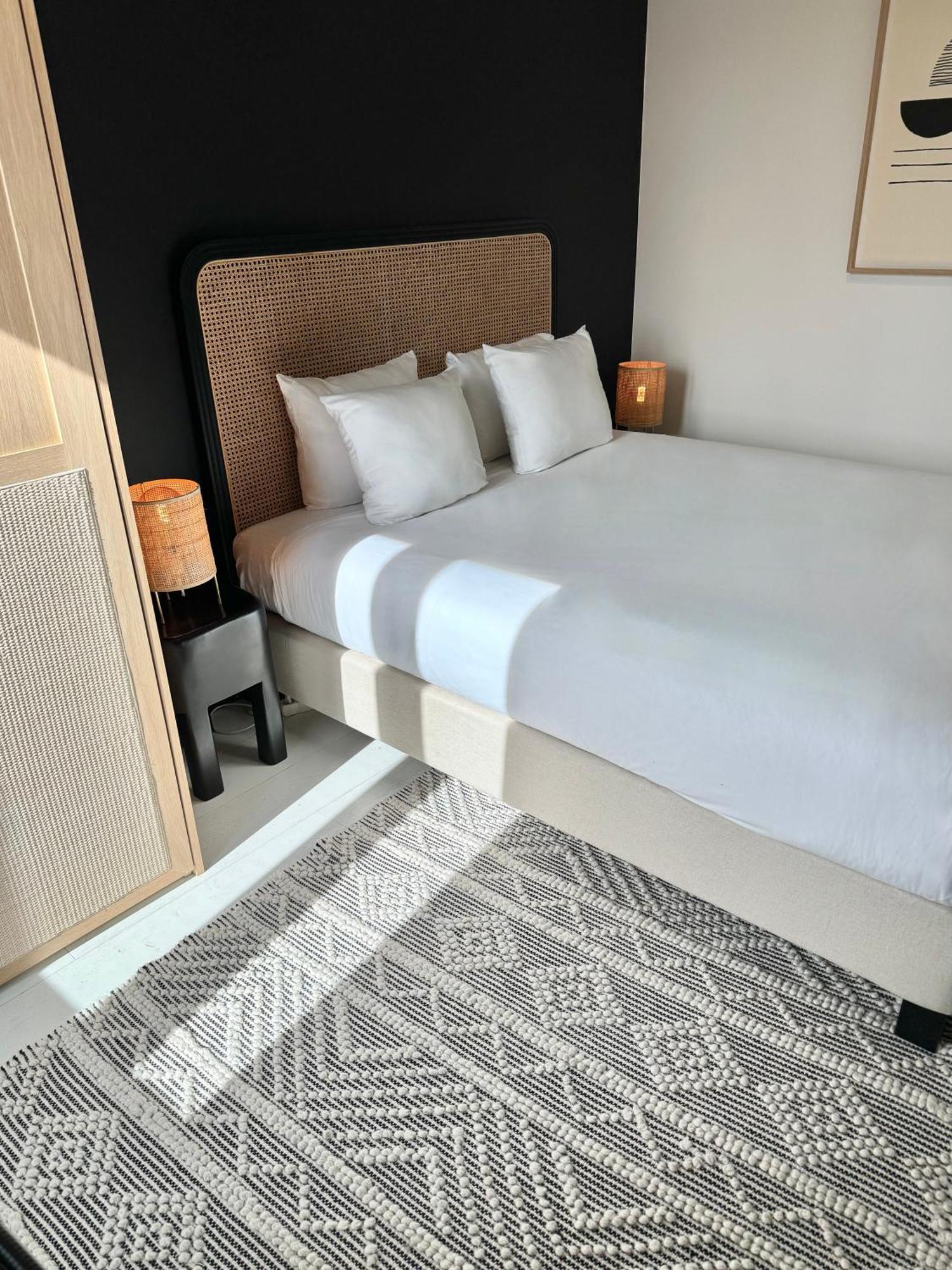 3 Room Luxury Design Apartment With Airconditioning, Close To Gent St-Pieters Station Экстерьер фото